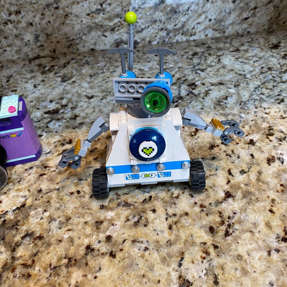 Lego # 41346 Friendship Box 2018 Retired - Picture 7 of 13